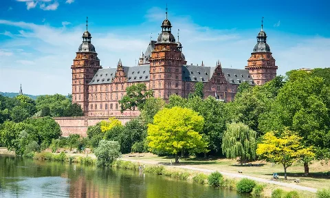 Grundreinigung Aschaffenburg